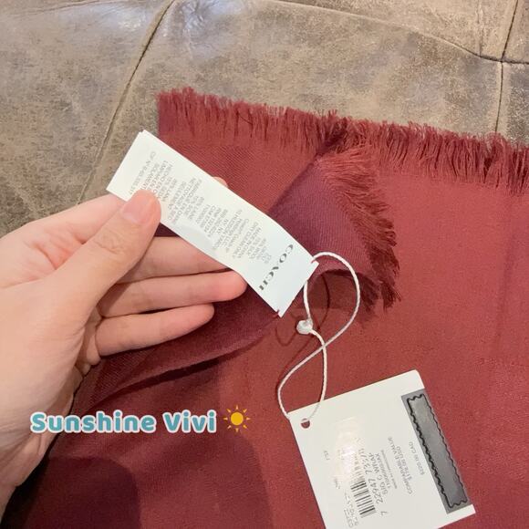 NWT Coach Women's Signature Wrap Fringe Patterned Scarf CB700 Burgundy - Picture 3 of 7